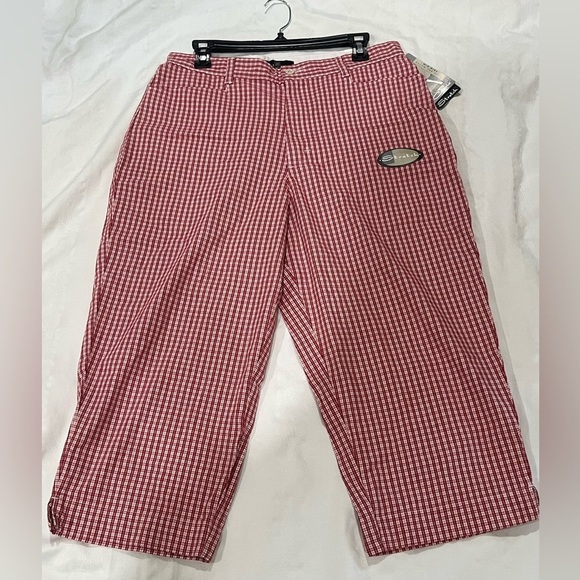 Lee Pants - Lee Khakis Classic STRETCH MID RISE, BELOW THE KNEE RED POPPY CHECK SIZE 14M